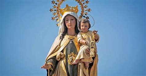  La Virgen del Rosario - Bir Rönesans Harikası mı Yoksa Barok İhtişamının Öncüsü mü?